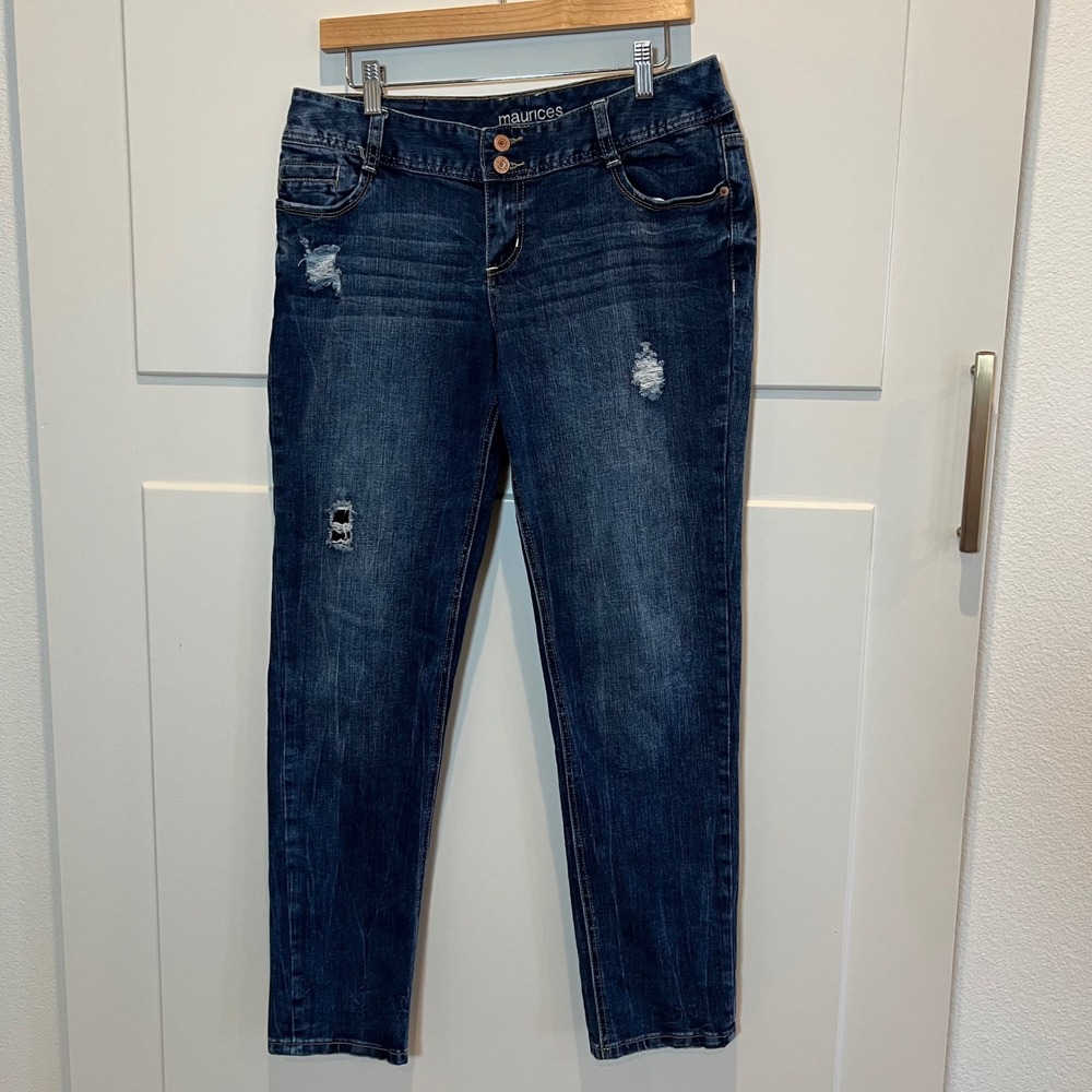 Maurices Women's 9/10 Distressed‎ Dark Wash Denim Jeans, Double Button, Casual